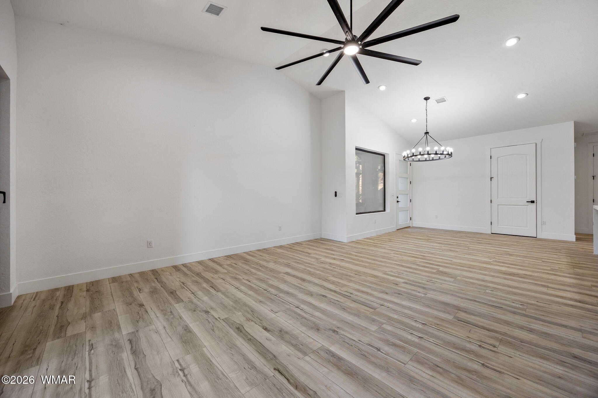 2711 West Villa Loop Show Low, AZ 85901 - Photo 10 of 28 2711WVillaLoop-ShowLow-AZ-8
