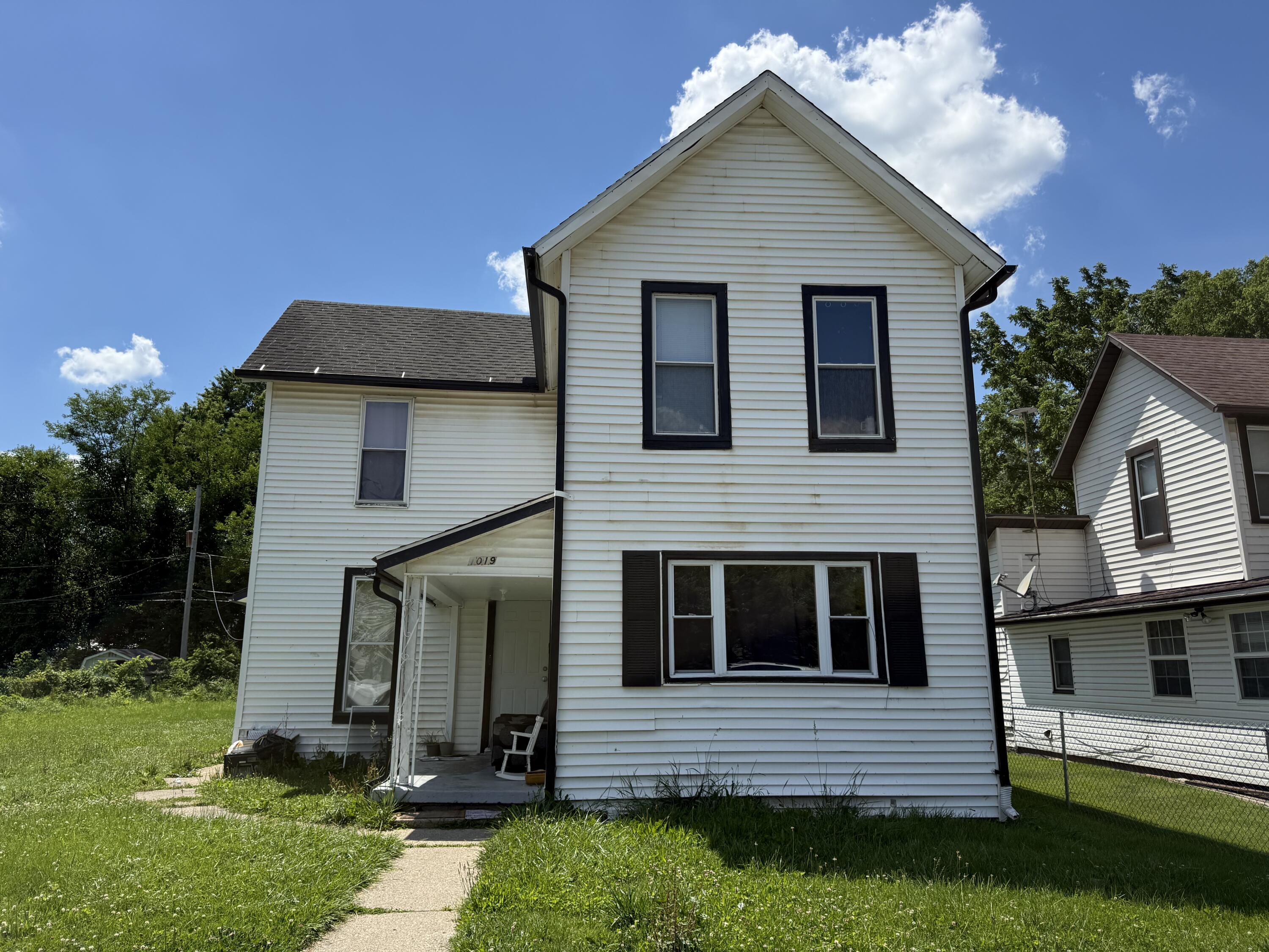 1019 Wayne Avenue Springfield, OH 45503 - Photo 2 of 5
