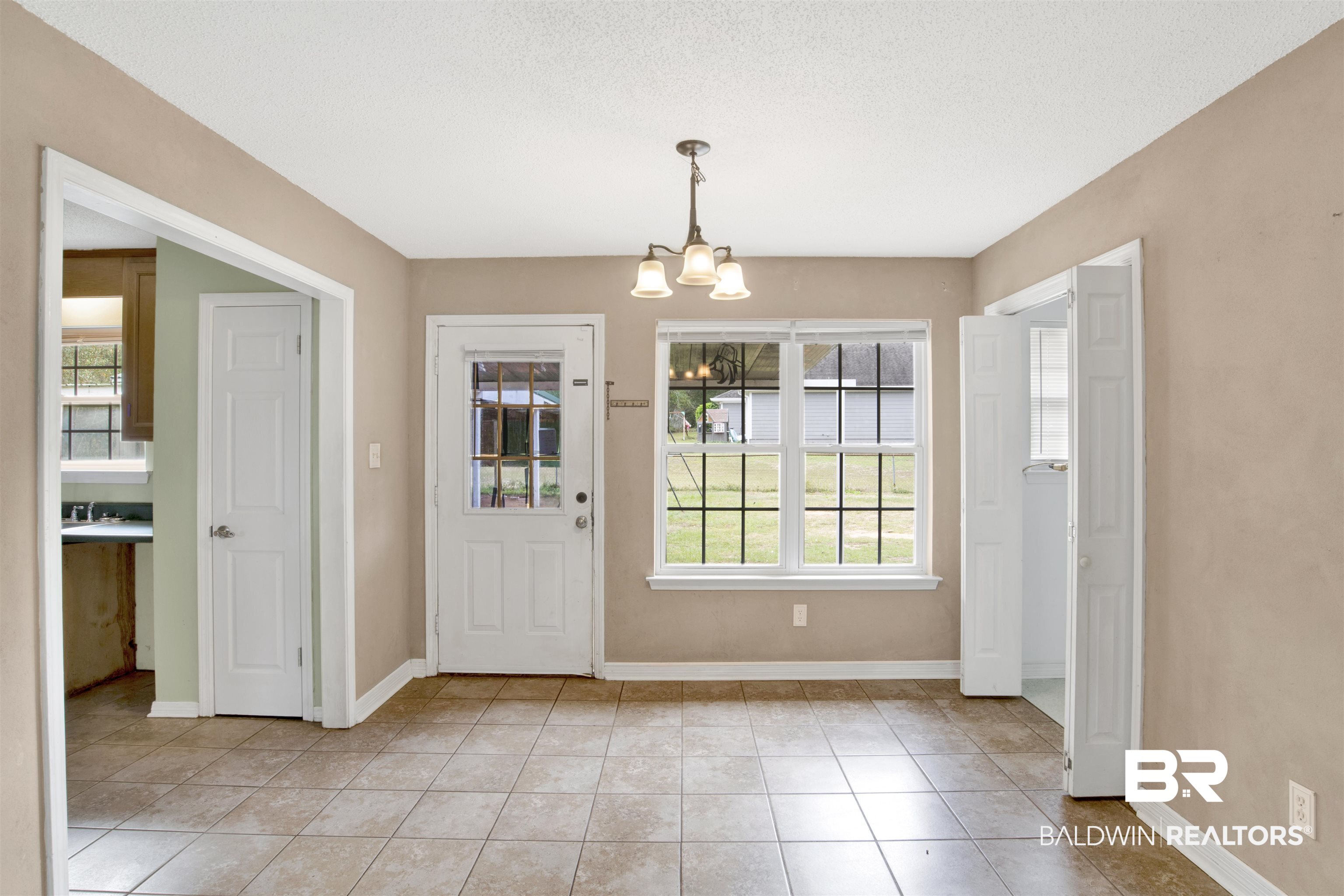 7675 Prince James Drive Mobile, AL 36619 - Photo 7 of 26