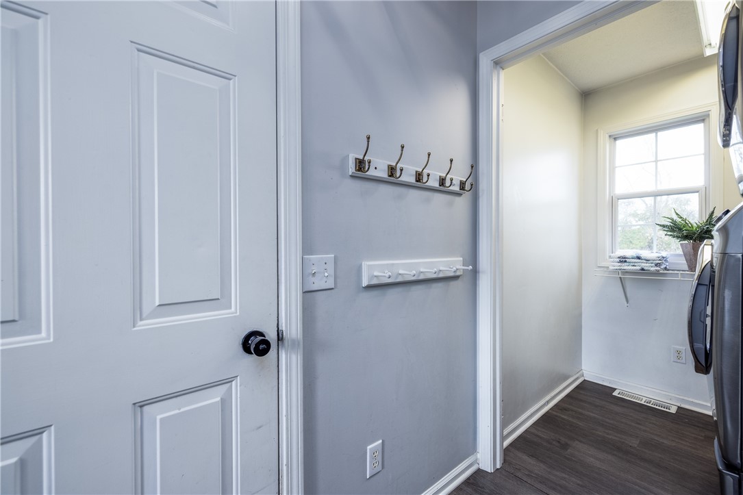 31 Eaglewood Circle Pittsford, NY 14534 - Photo 20 of 50