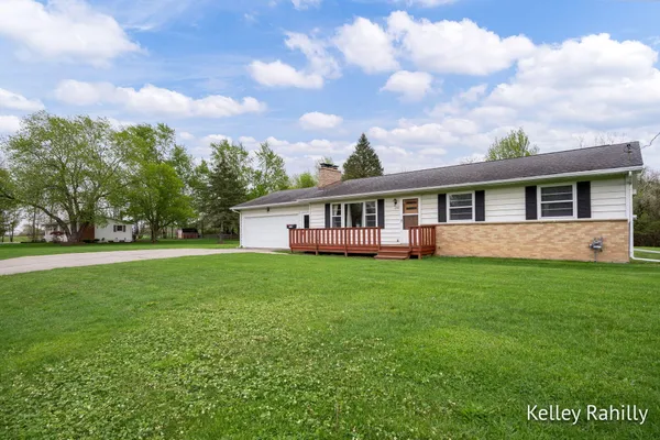 $430,000 | 2762 100th Street Southeast, Caledonia, MI 49316