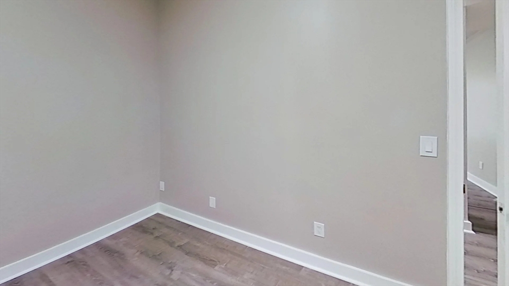 94 Walnut Avenue Boston, MA 02119 - Photo 6 of 9 a room