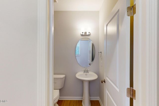 $460,000 | 2728 Hunter Woods Drive, Unit 626, Apex, NC 27502