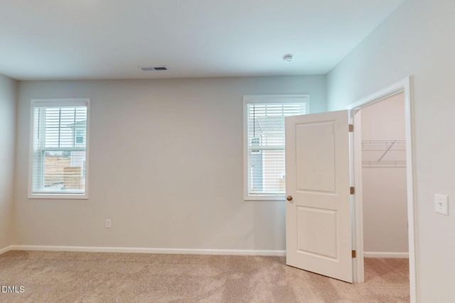 $460,000 | 2728 Hunter Woods Drive, Unit 626, Apex, NC 27502