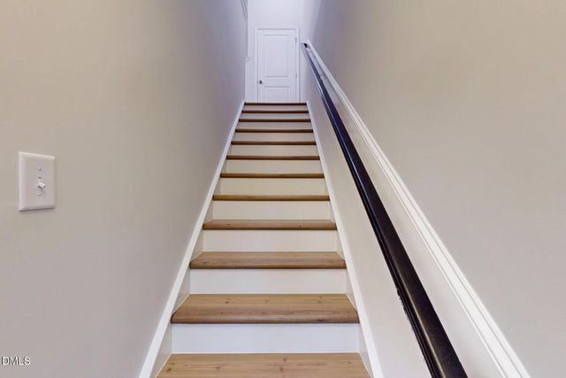 $460,000 | 2728 Hunter Woods Drive, Unit 626, Apex, NC 27502