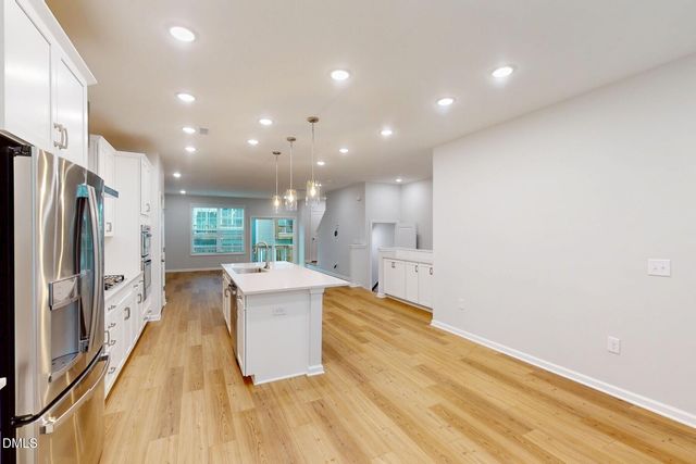 $460,000 | 2728 Hunter Woods Drive, Unit 626, Apex, NC 27502