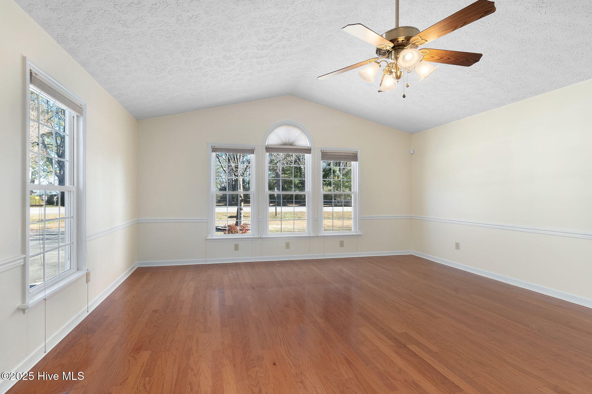 4503 Rivershore Drive New Bern, NC 28560 - Photo 23 of 51 23-web-or-mls-chadwick-visuals-4503-rive