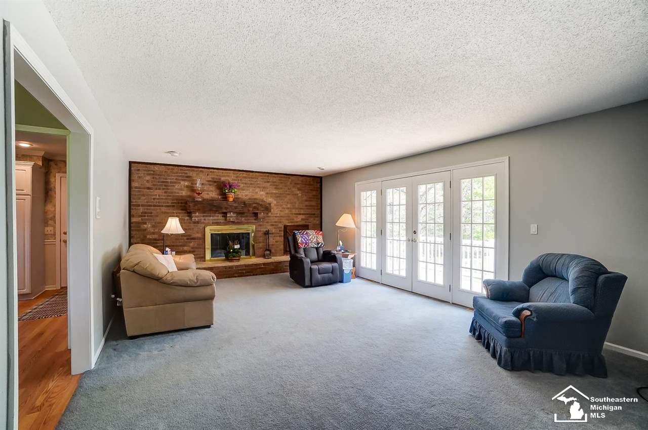 6857 Secor Road Petersburg, MI 49270 - Photo 8 of 35