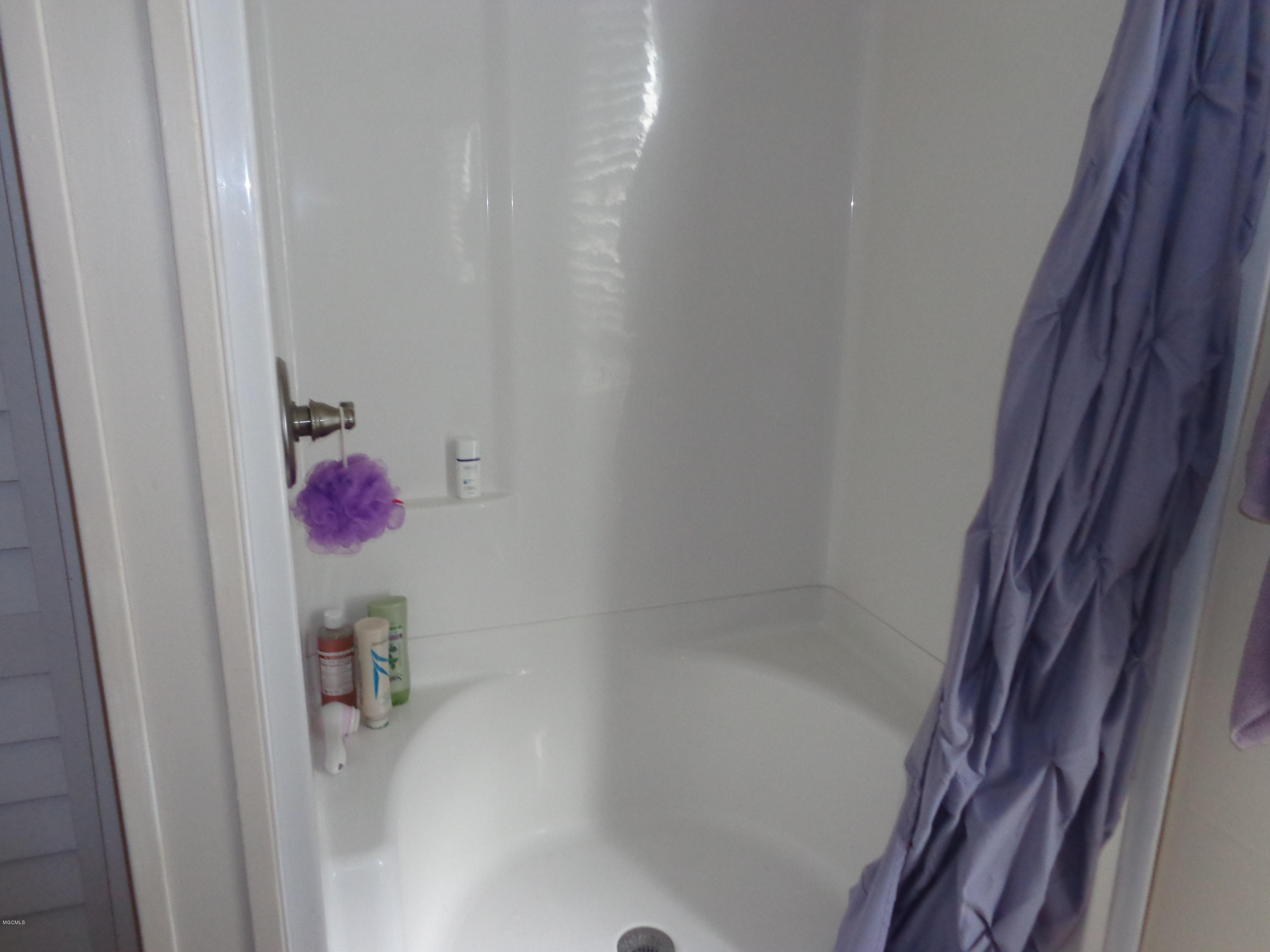 13169 Snug Harbor Road Biloxi, MS 39532 - Photo 15 of 29 013