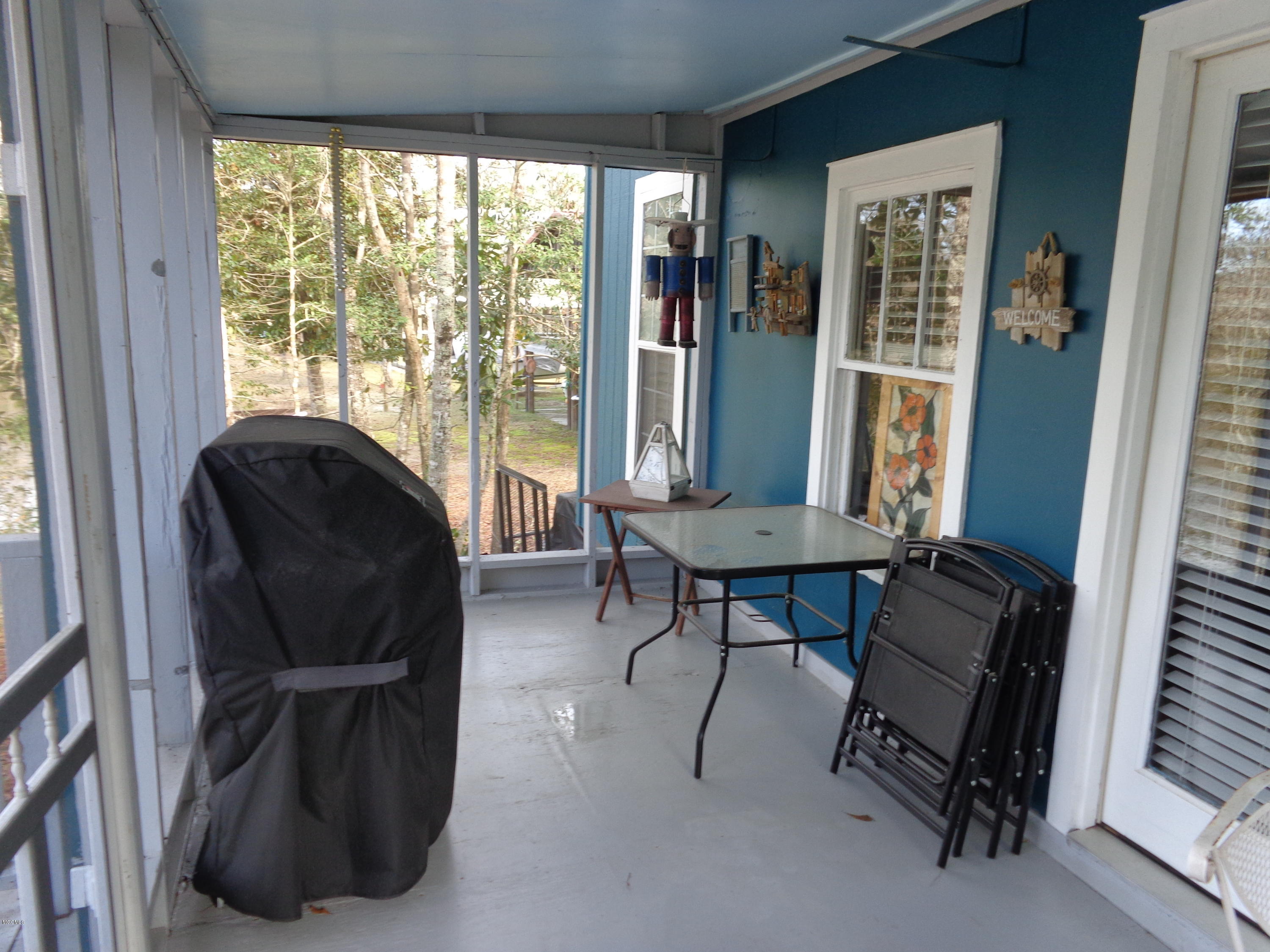 13169 Snug Harbor Road Biloxi, MS 39532 - Photo 23 of 29 021