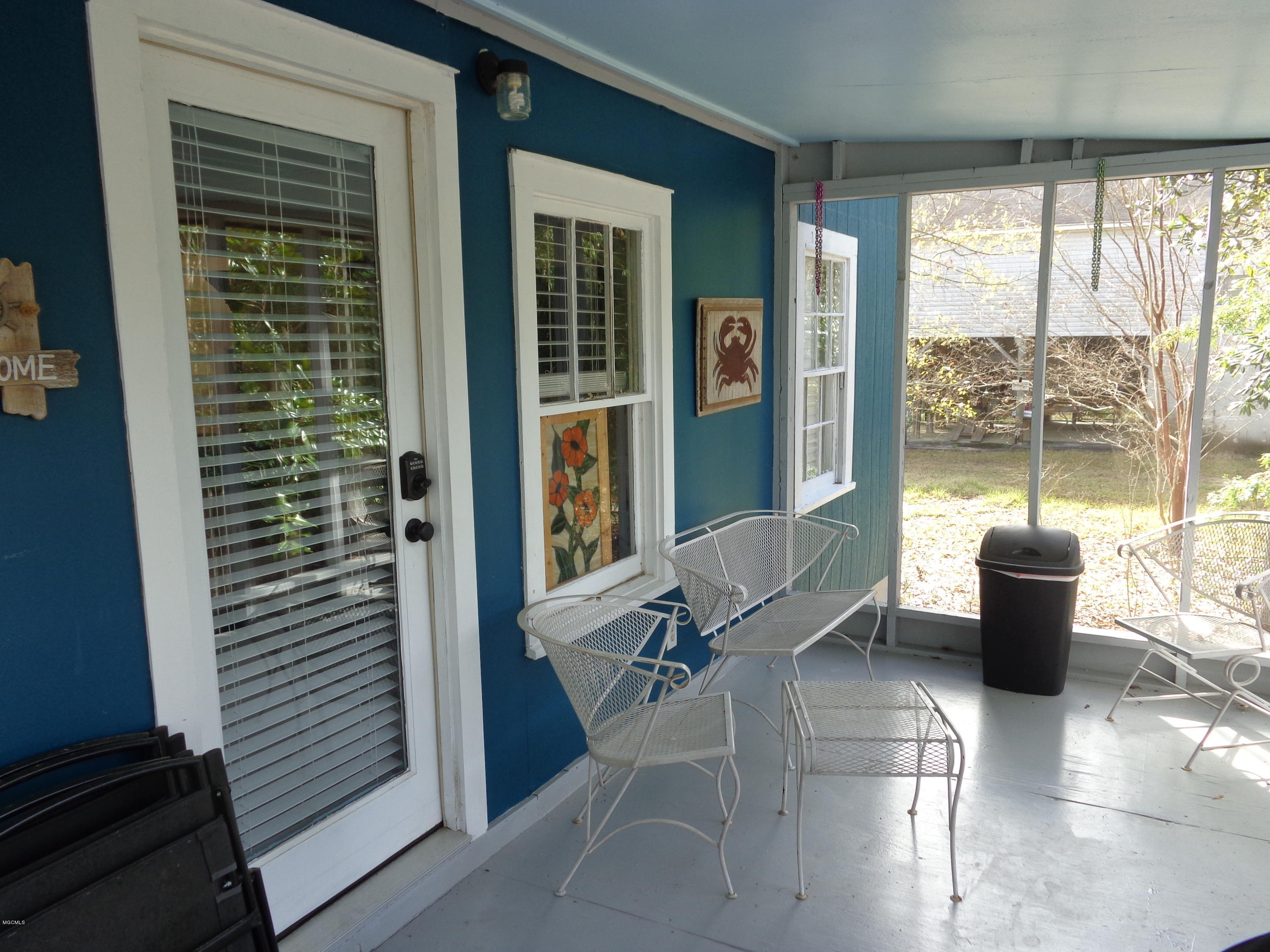 13169 Snug Harbor Road Biloxi, MS 39532 - Photo 24 of 29 022