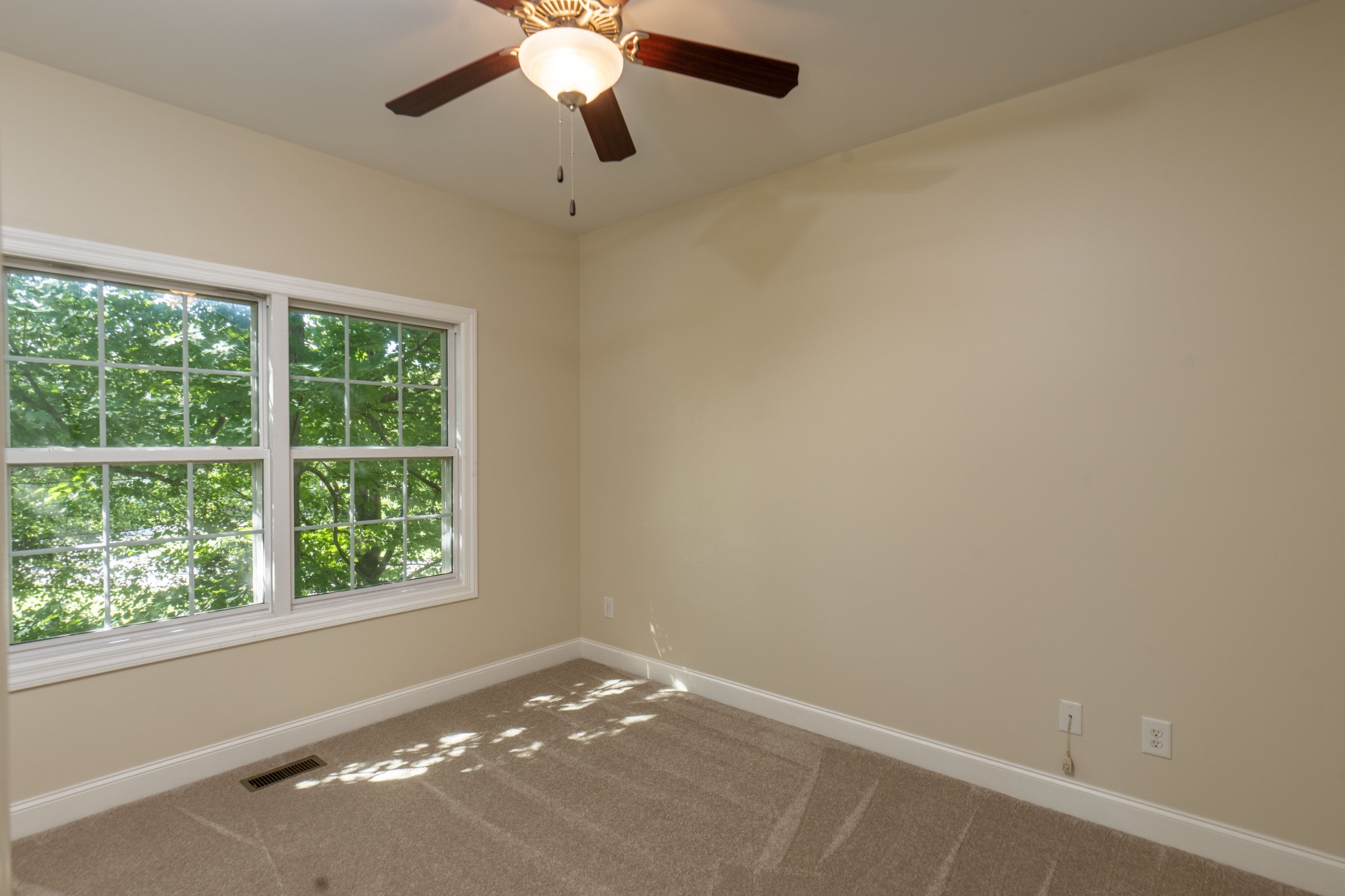 111 Reed's Lane Sewanee, TN 37375 - Photo 10 of 24 an empty room with a window