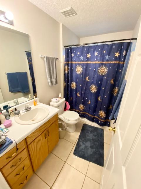 4034 Randi Road Crestview, FL 32539 - Photo 17 of 25 Hall full bathroom