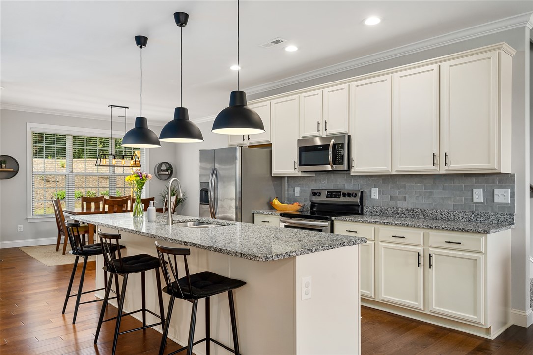 311 Bridleton Way Anderson, SC 29621 - Photo 8 of 41