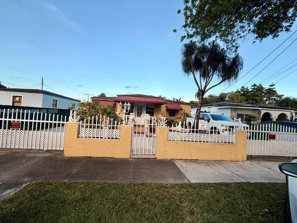 $3,000 | 1825 Northwest 33rd Avenue, Miami, FL 33125