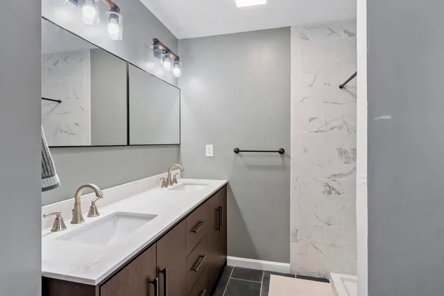 $529,999 | 1416 Parker Mountain Road, Strafford, NH 03884