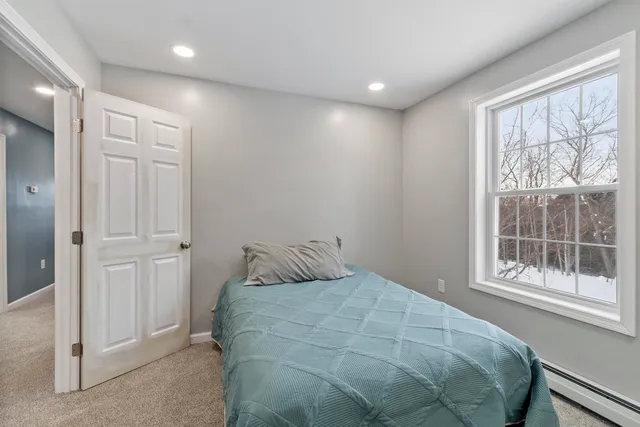 $529,999 | 1416 Parker Mountain Road, Strafford, NH 03884