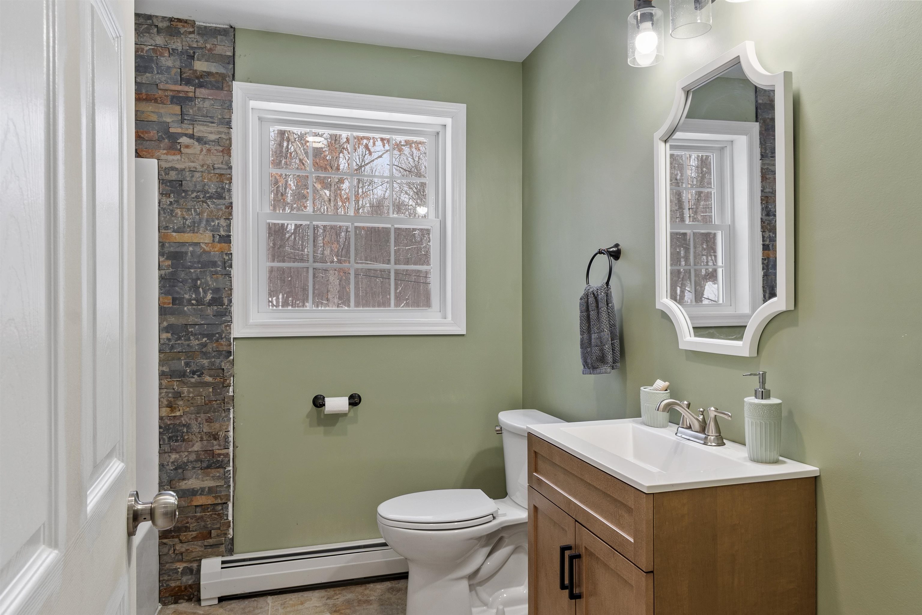 1416 Parker Mountain Road Strafford, NH 03884 - Photo 26 of 30