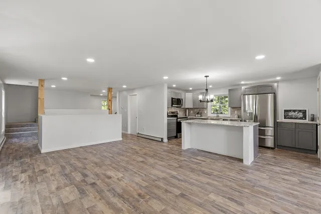 $529,999 | 1416 Parker Mountain Road, Strafford, NH 03884