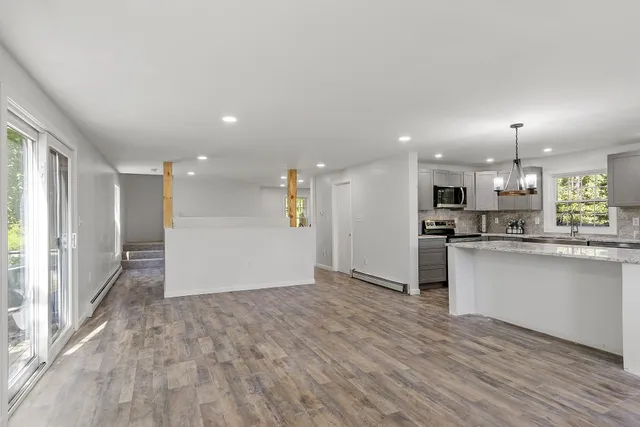 $529,999 | 1416 Parker Mountain Road, Strafford, NH 03884