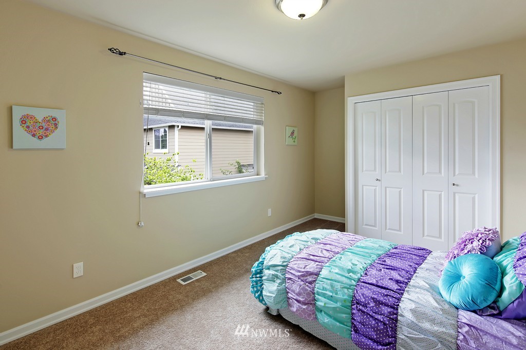 1408 Queen Avenue Northeast Renton, WA 98056 - Photo 14 of 21 Gallery Image 14