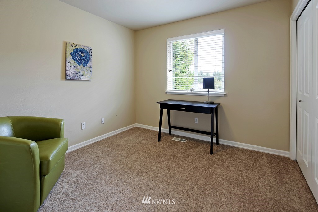 1408 Queen Avenue Northeast Renton, WA 98056 - Photo 17 of 21 Gallery Image 17