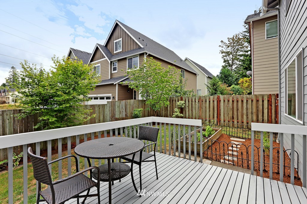 1408 Queen Avenue Northeast Renton, WA 98056 - Photo 21 of 21 Gallery Image 21