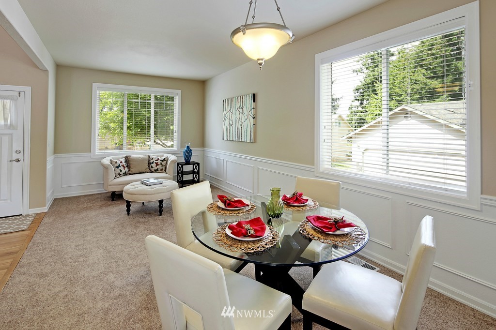1408 Queen Avenue Northeast Renton, WA 98056 - Photo 5 of 21 Gallery Image 5