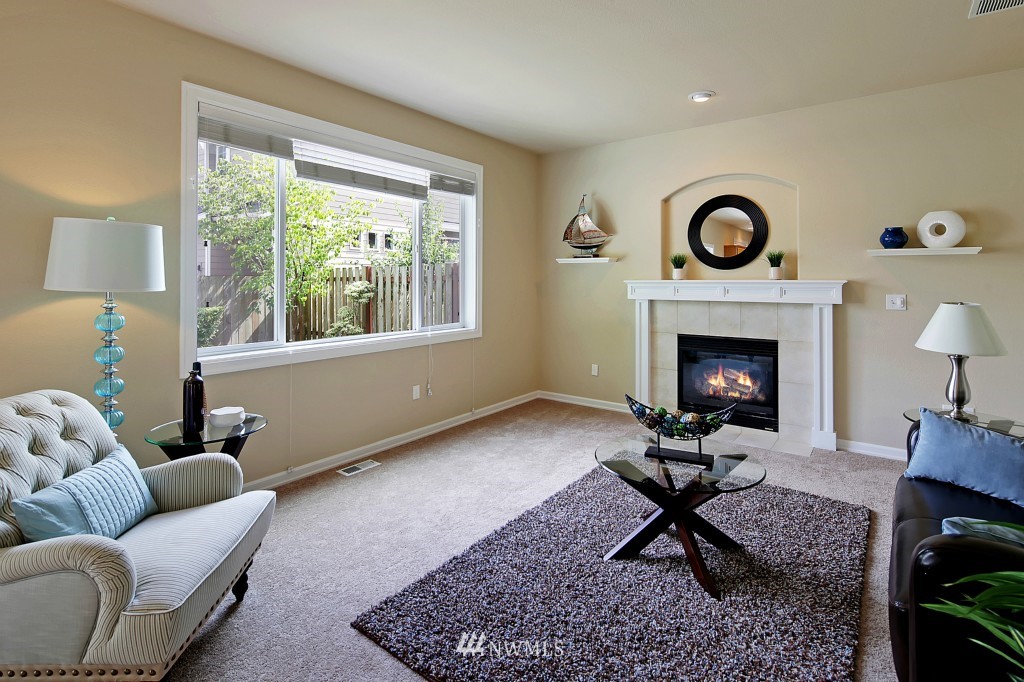 1408 Queen Avenue Northeast Renton, WA 98056 - Photo 10 of 21 Gallery Image 10