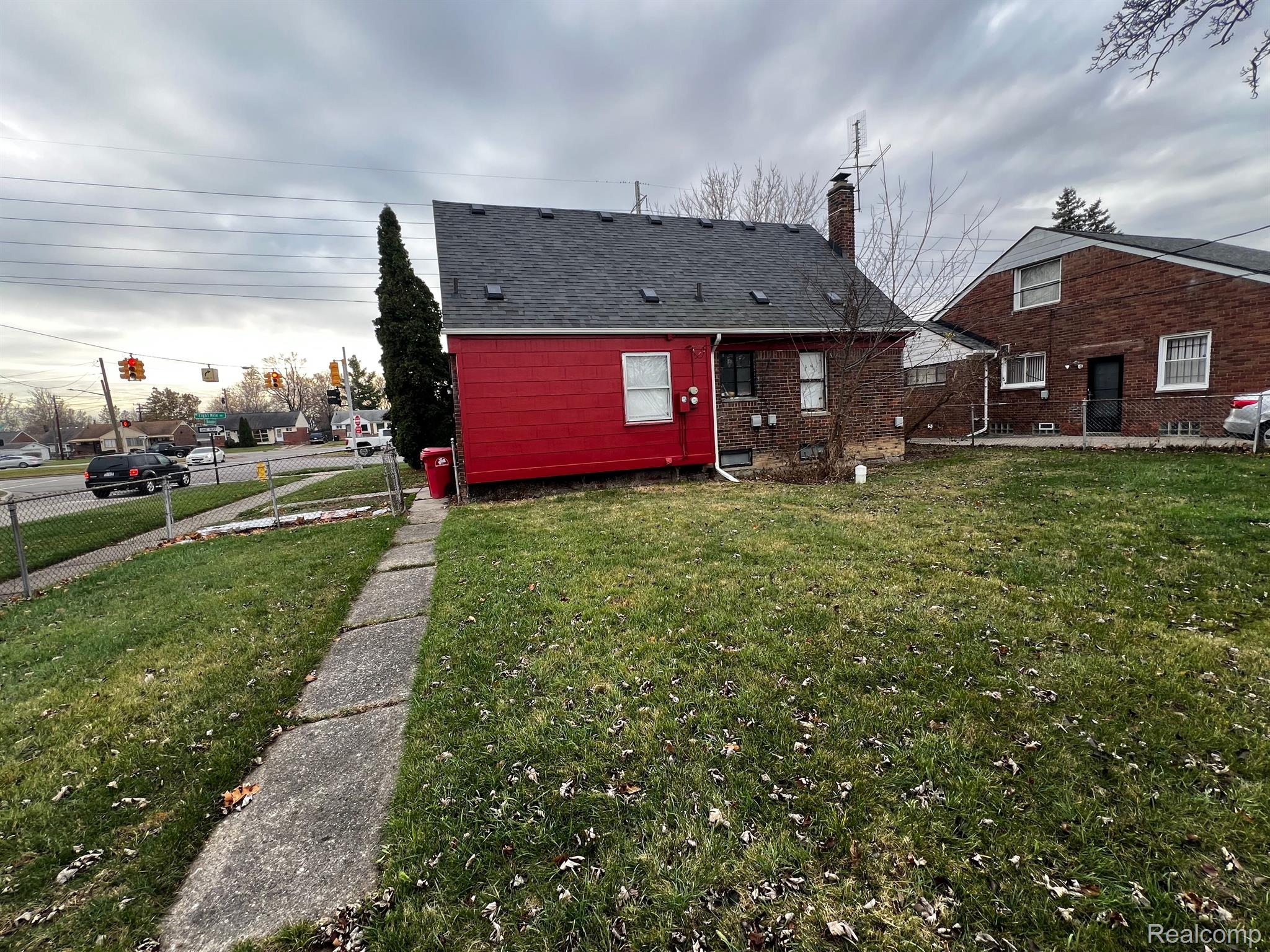 16555 East Eight Mile Road Eastpointe, MI 48021 - Photo 6 of 10 Gallery Image 6