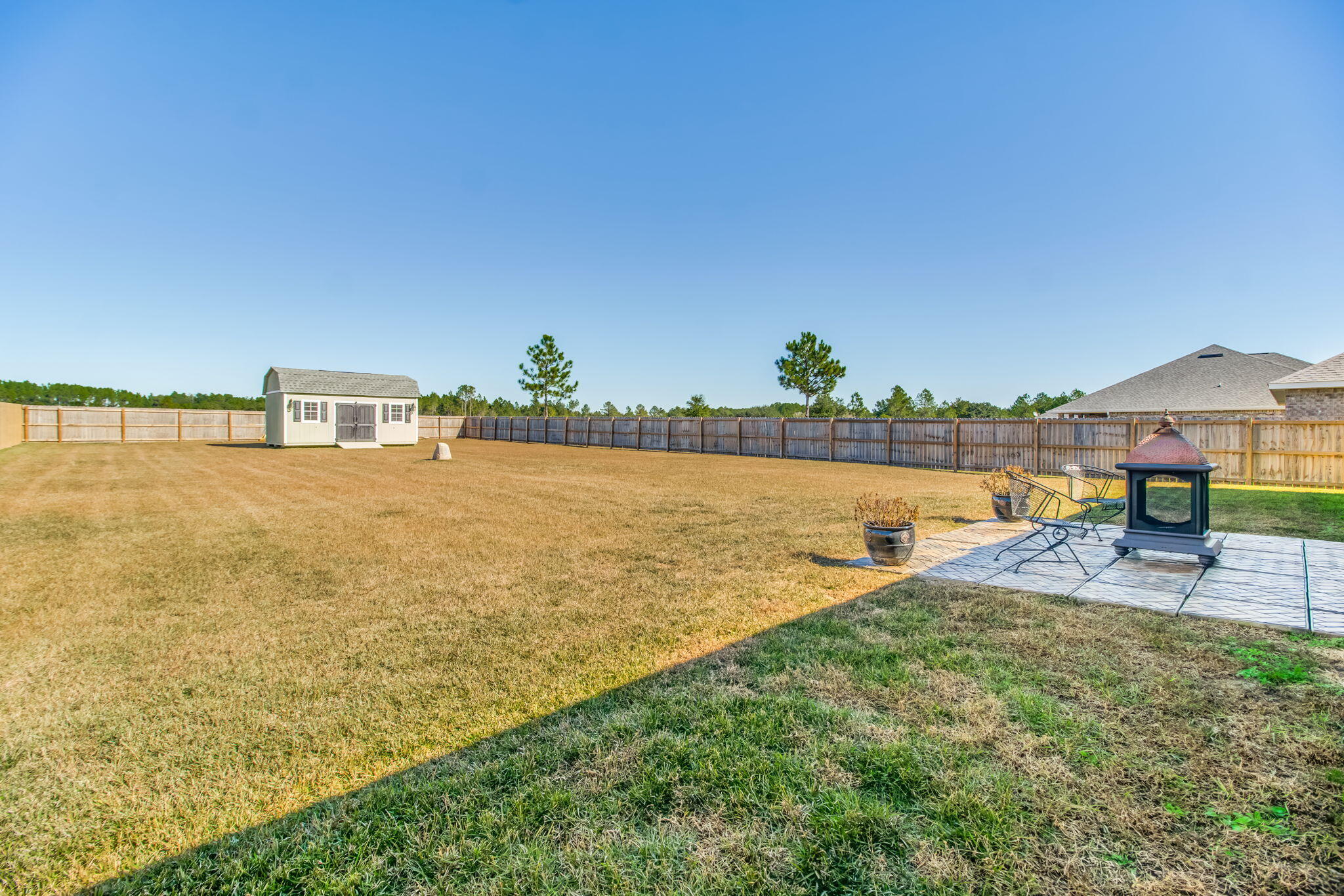9188 Trident Road Milton, FL 32583 - Photo 37 of 47 a view of an ocean with a city