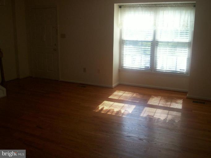 1183 Codorus Street Frederick, MD 21702 - Photo 5 of 7 Living Room