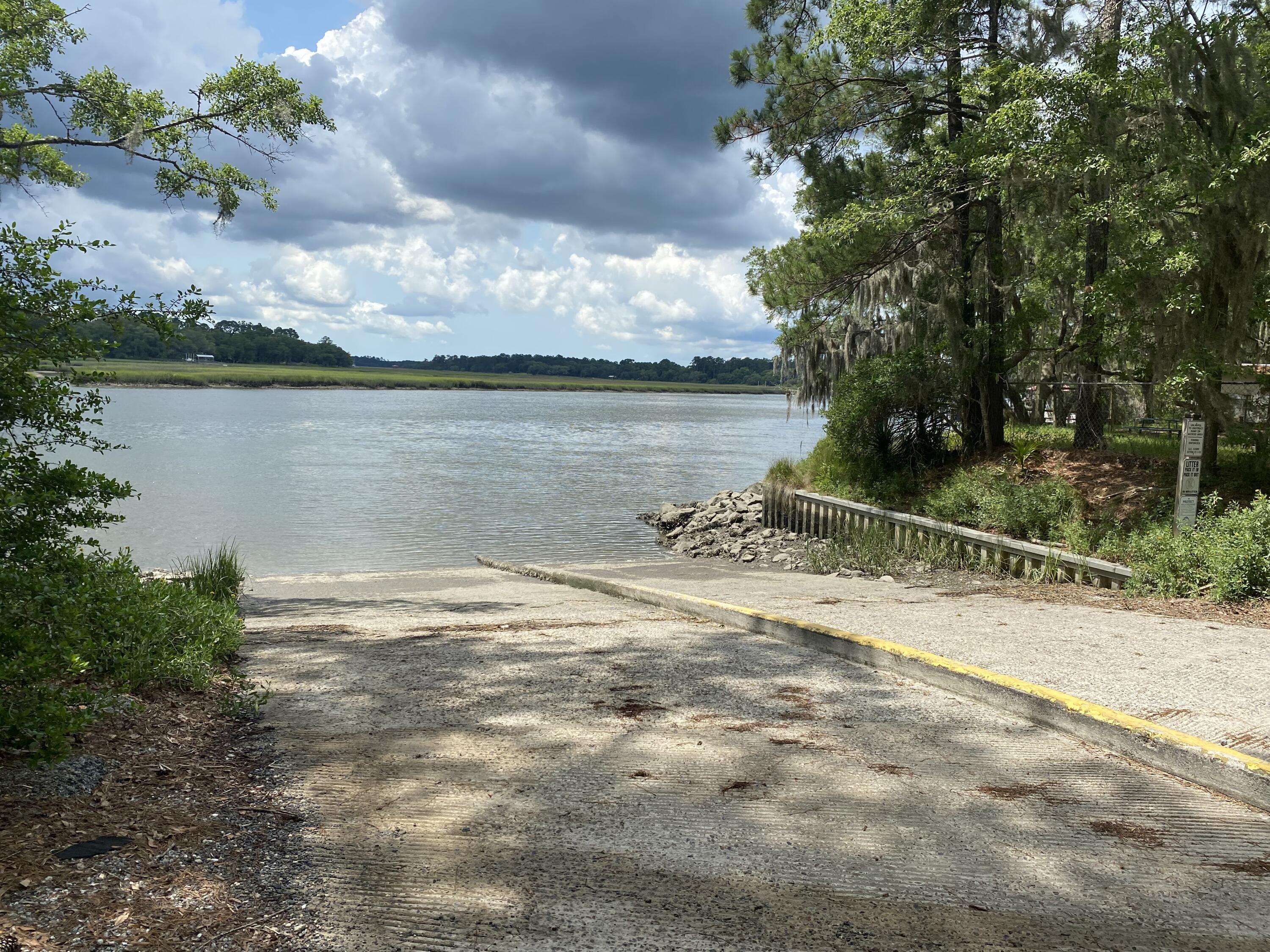 7364 Driggers Road Hollywood, SC 29449 - Photo 8 of 24 Boat Landing Down the Street