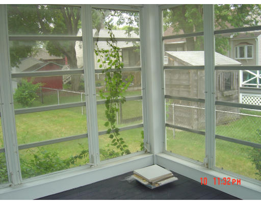 7 Regis Road Arlington, MA 02474 - Photo 9 of 11 Gallery Image 9