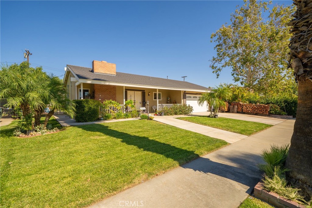 5035 Carlingford Avenue Riverside, CA 92504 - Photo 2 of 32 a view of outdoor space yard and swimming pool
