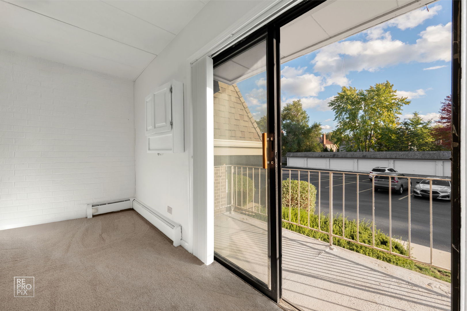 264 East Bailey Road, Unit E Naperville, IL 60565 - Photo 10 of 10 a view of a balcony