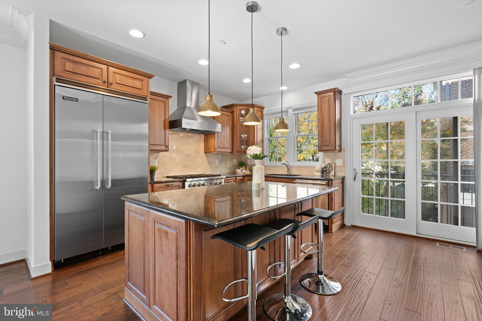 4543 Westhall Drive Washington, DC 20007 - Photo 12 of 40