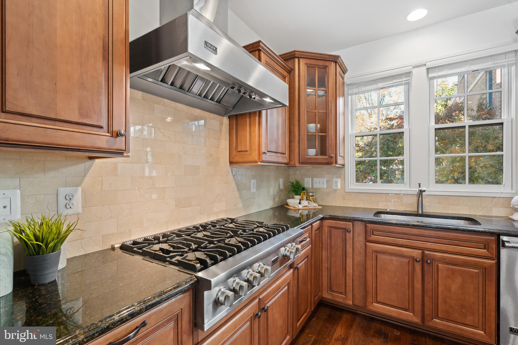 4543 Westhall Drive Washington, DC 20007 - Photo 14 of 40