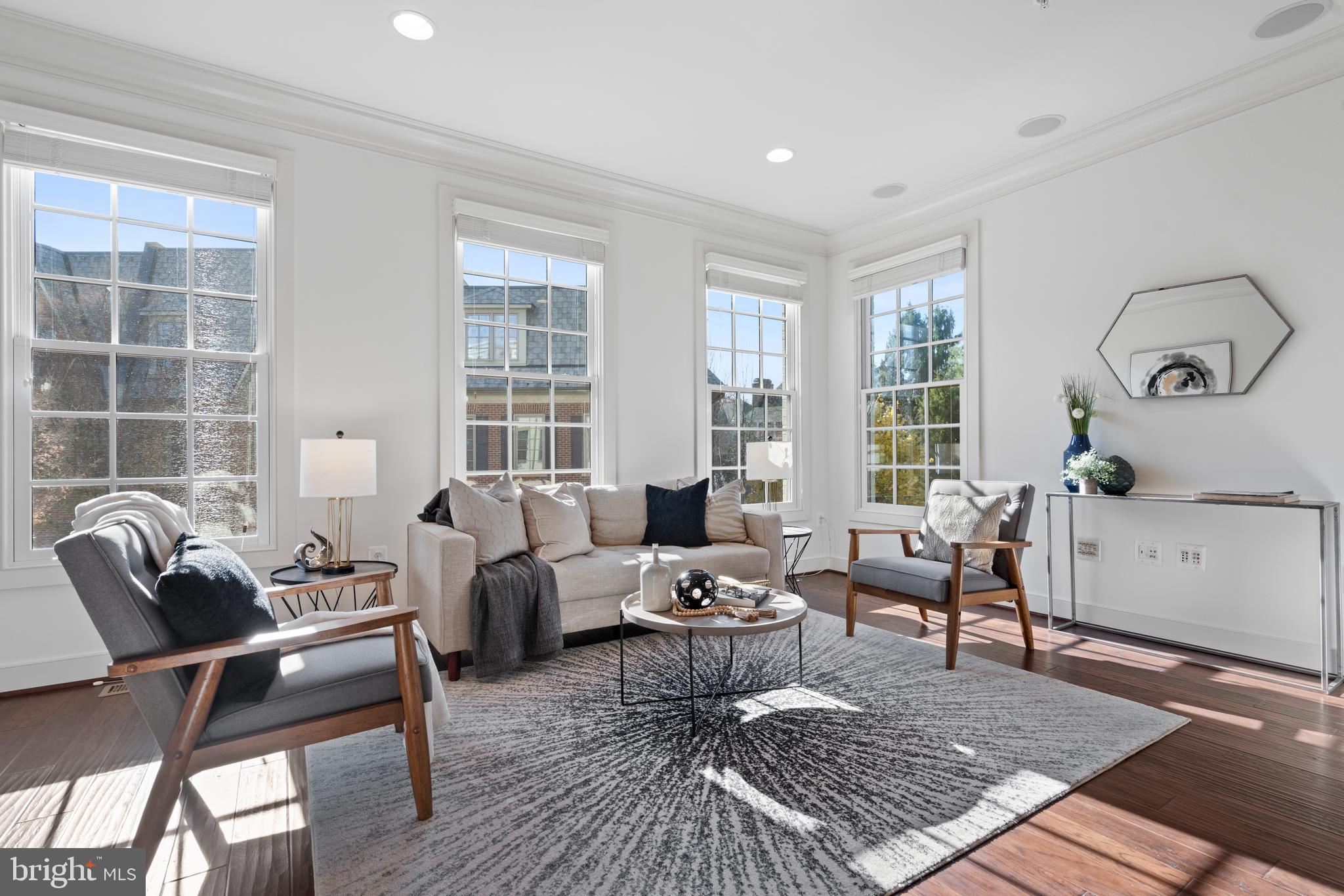 4543 Westhall Drive Washington, DC 20007 - Photo 9 of 40