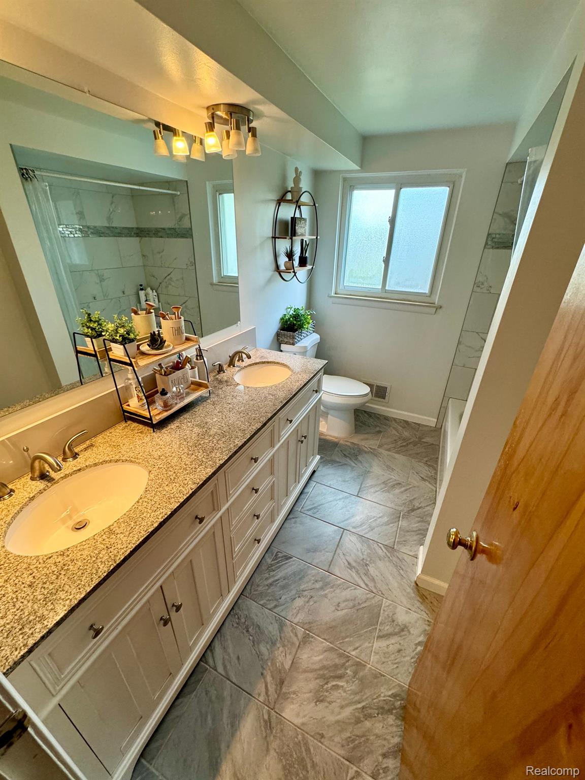 32342 Woody Road Fraser, MI 48026 - Photo 28 of 41 Gallery Image 28