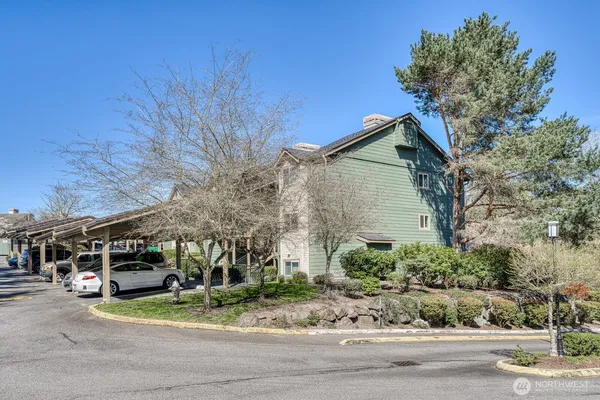 $425,000 | 3008 North Narrows Drive, Unit A303, Tacoma, WA 98407