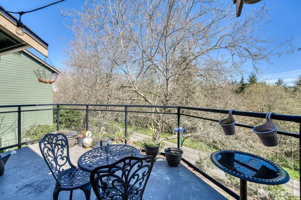 $425,000 | 3008 North Narrows Drive, Unit A303, Tacoma, WA 98407