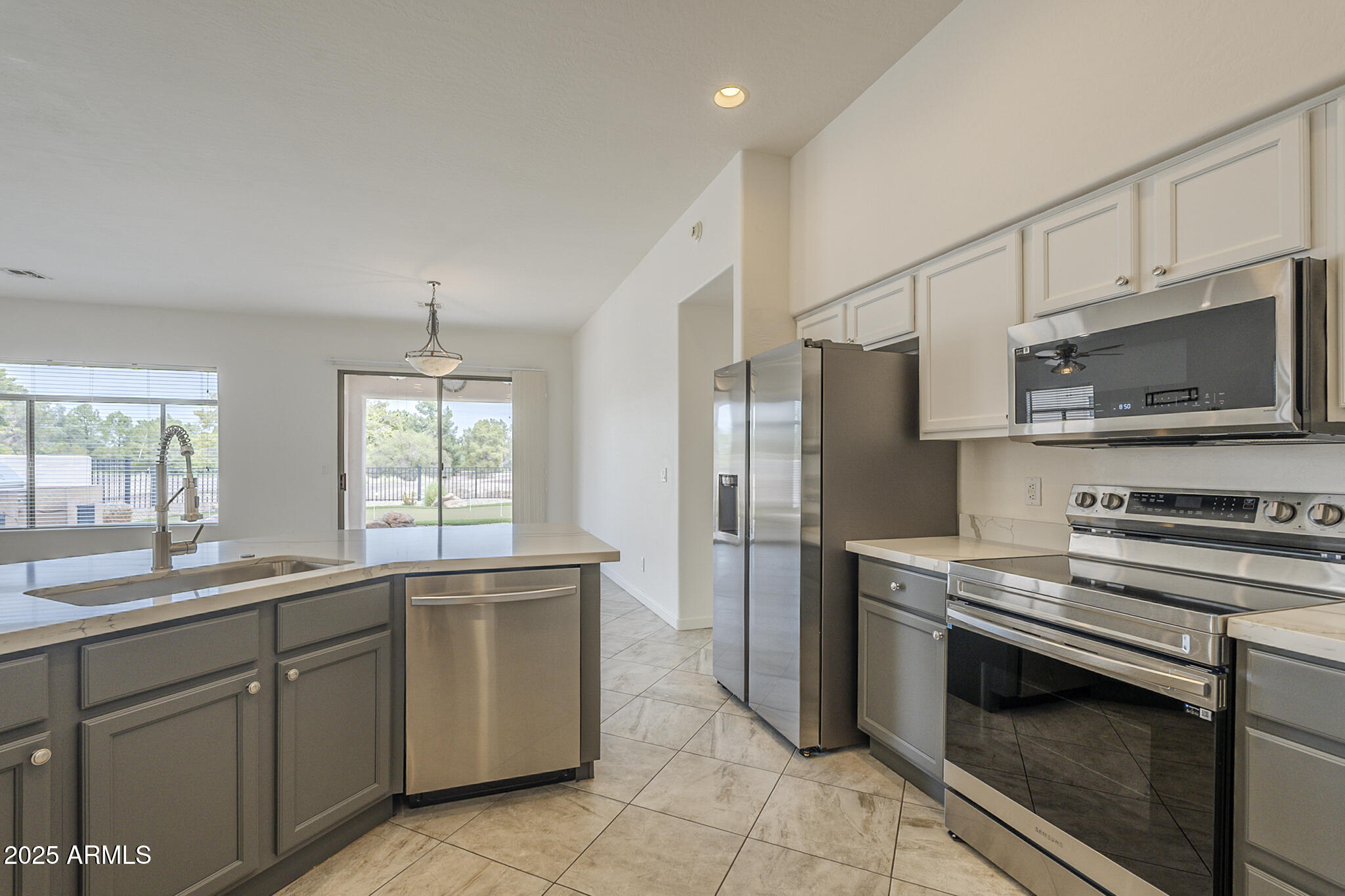 3910 East Carson Road Phoenix, AZ 85042 - Photo 21 of 53 Carson-21