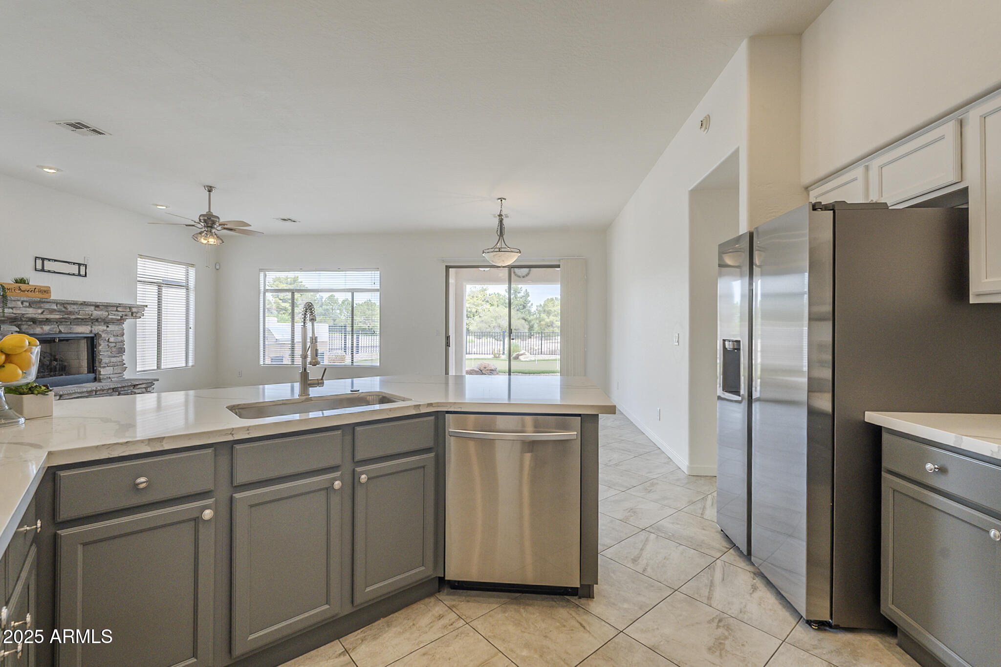 3910 East Carson Road Phoenix, AZ 85042 - Photo 23 of 53 Carson-23
