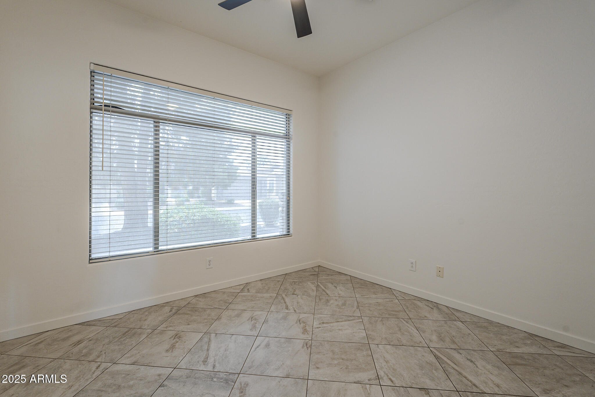 3910 East Carson Road Phoenix, AZ 85042 - Photo 27 of 53 Carson-27