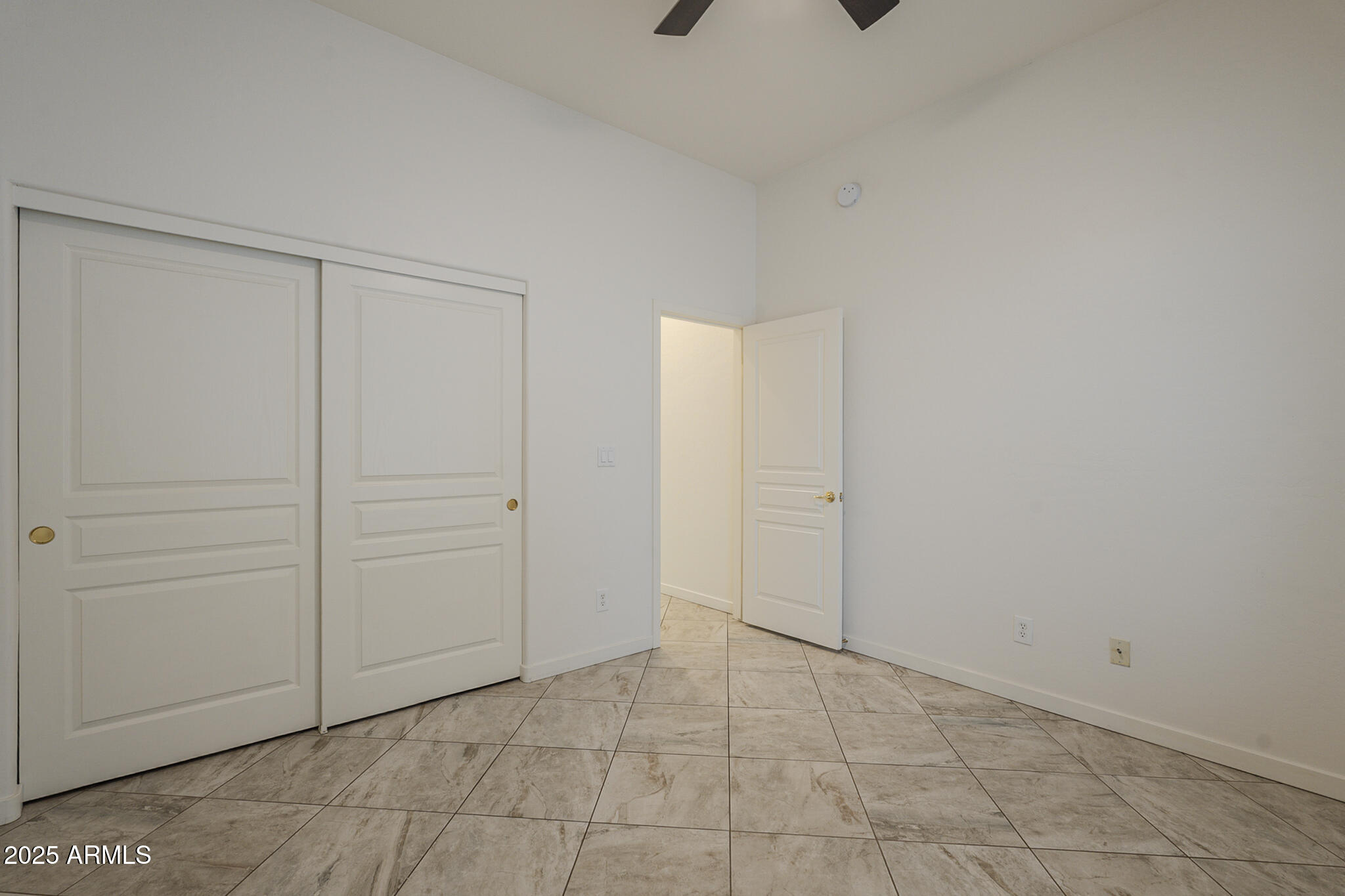 3910 East Carson Road Phoenix, AZ 85042 - Photo 28 of 53 Carson-28
