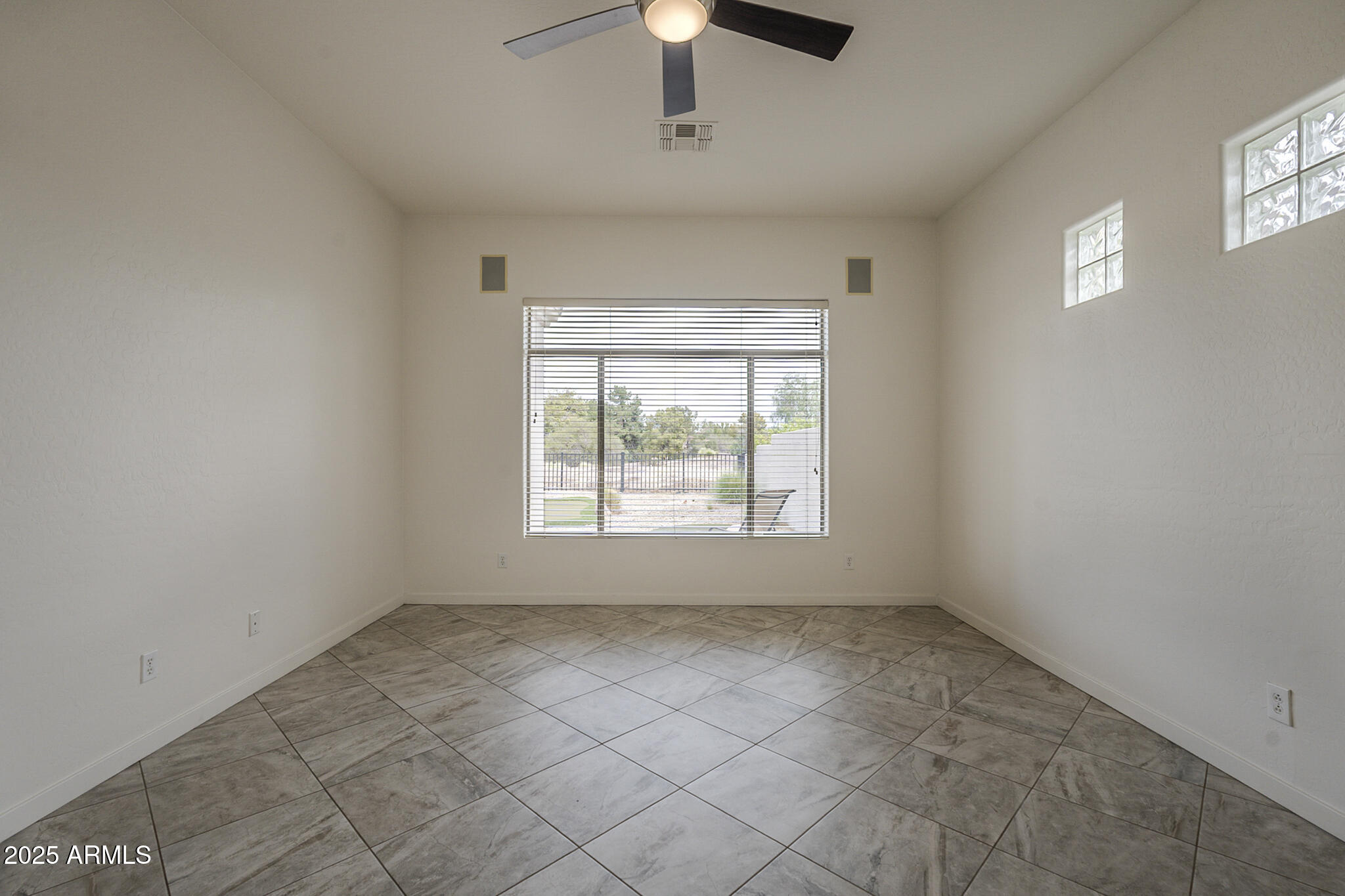 3910 East Carson Road Phoenix, AZ 85042 - Photo 29 of 53 Carson-29