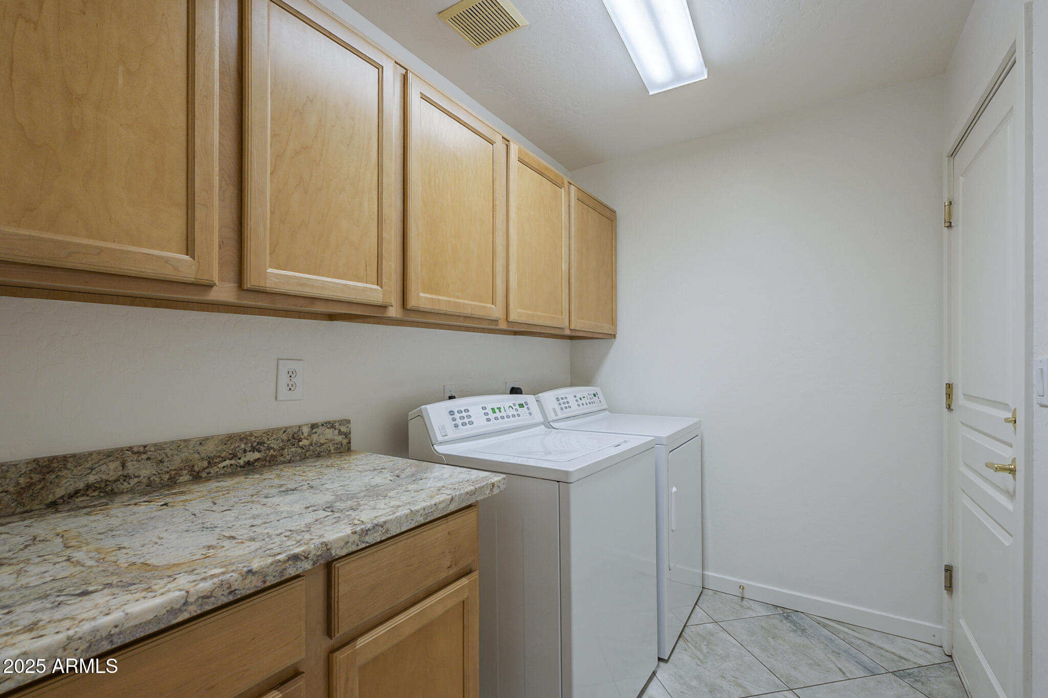 3910 East Carson Road Phoenix, AZ 85042 - Photo 39 of 53 Carson-39