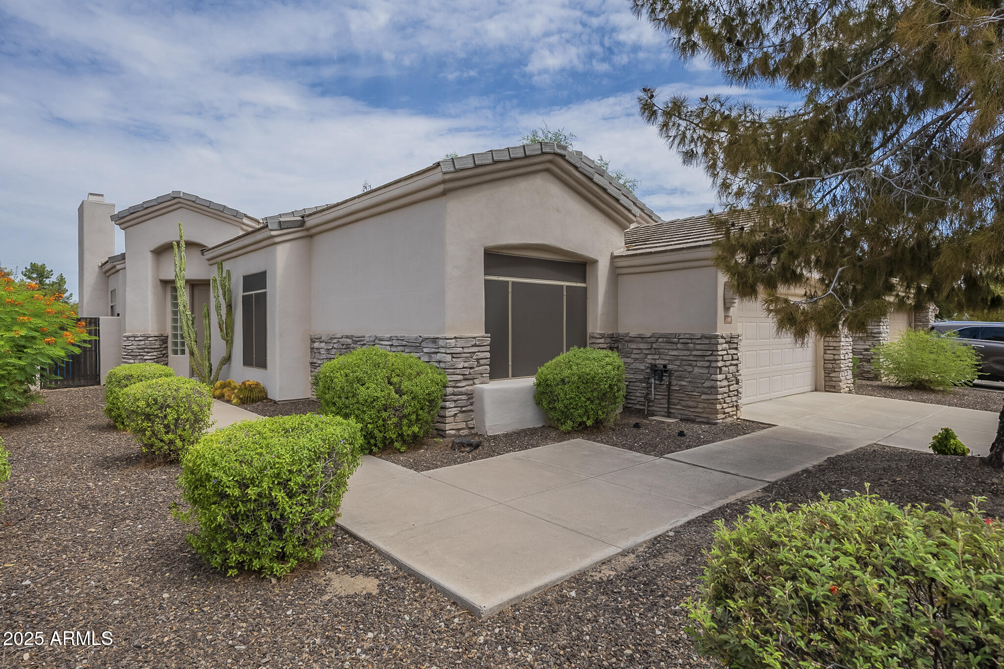 3910 East Carson Road Phoenix, AZ 85042 - Photo 4 of 53 Carson-4