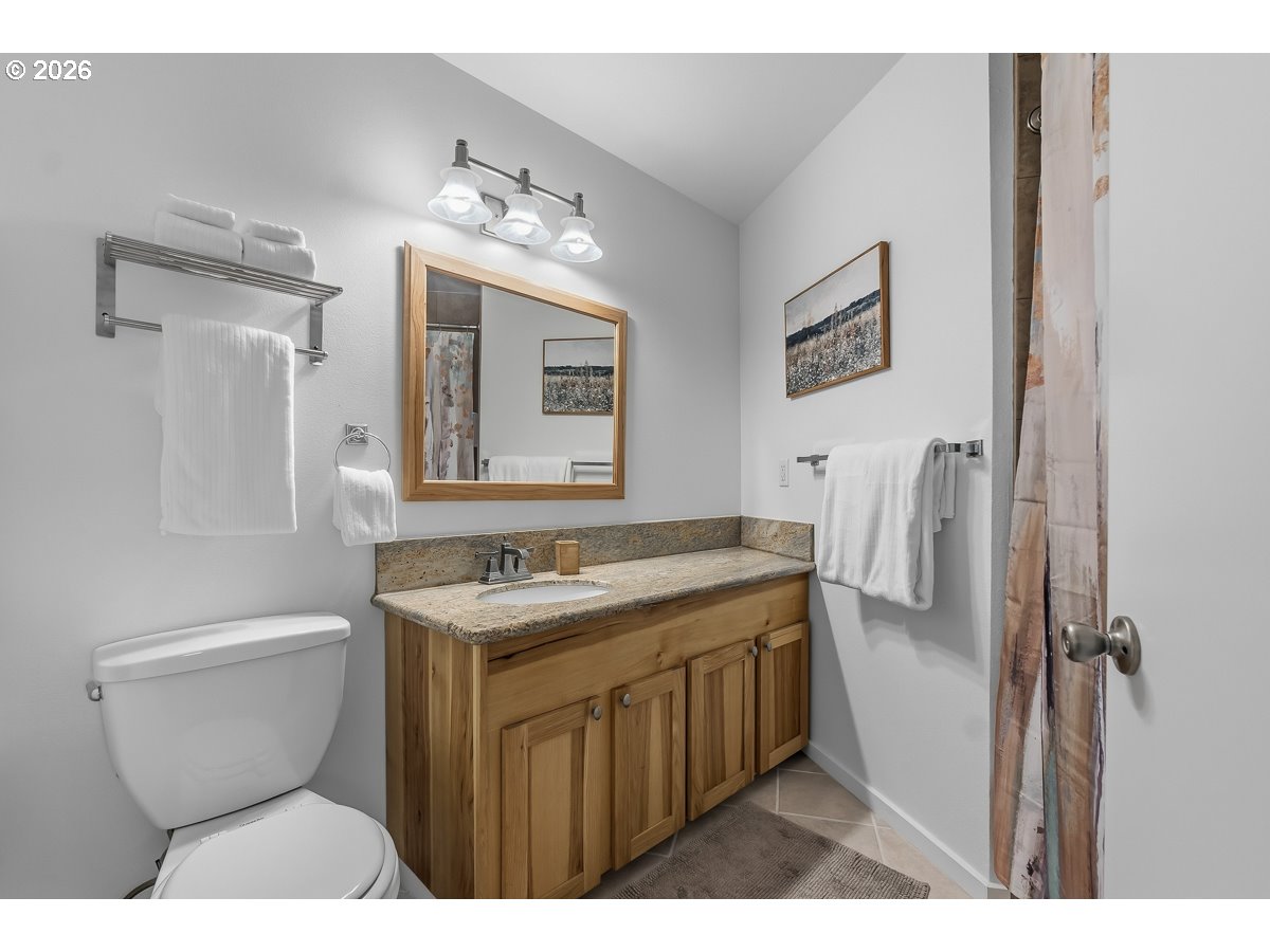68553 East Fairway Estates Road, Unit F3 Welches, OR 97067 - Photo 21 of 36 Entrance/Foyer